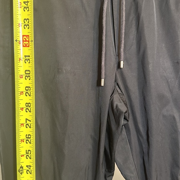 Men’s Vince Black Jogger Pants Rain Pants Size Medium - Picture 10 of 12
